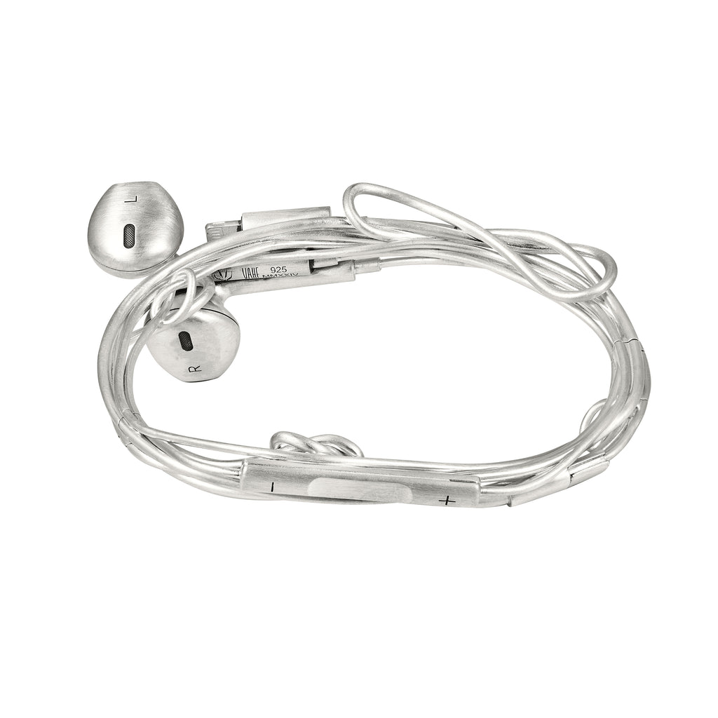 EarPods Bracelet – VAHE x KARTASHOV